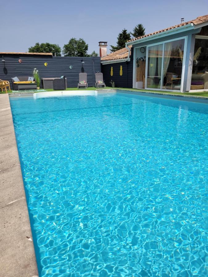 Chambre Merlot, Piscine Et Spa, Proche St Emilion Lugon et l'Ile du Carney Exterior photo
